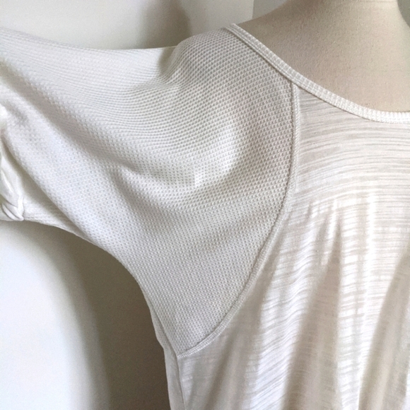 Nwot Umgee Mixed Fabric White Tunic Tee Shirt L - Picture 9 of 13